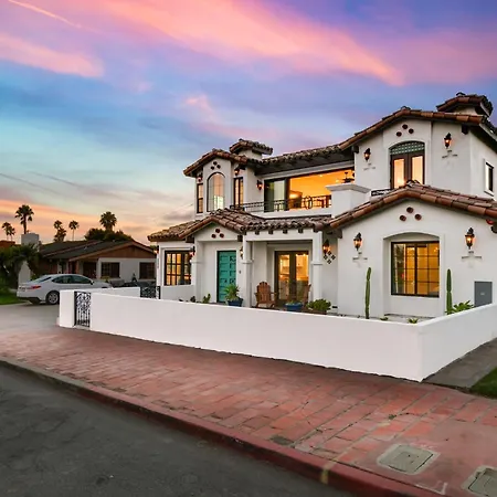 Villa Luxury Oasis With Ping Pong, Firepit And Cozy Patio